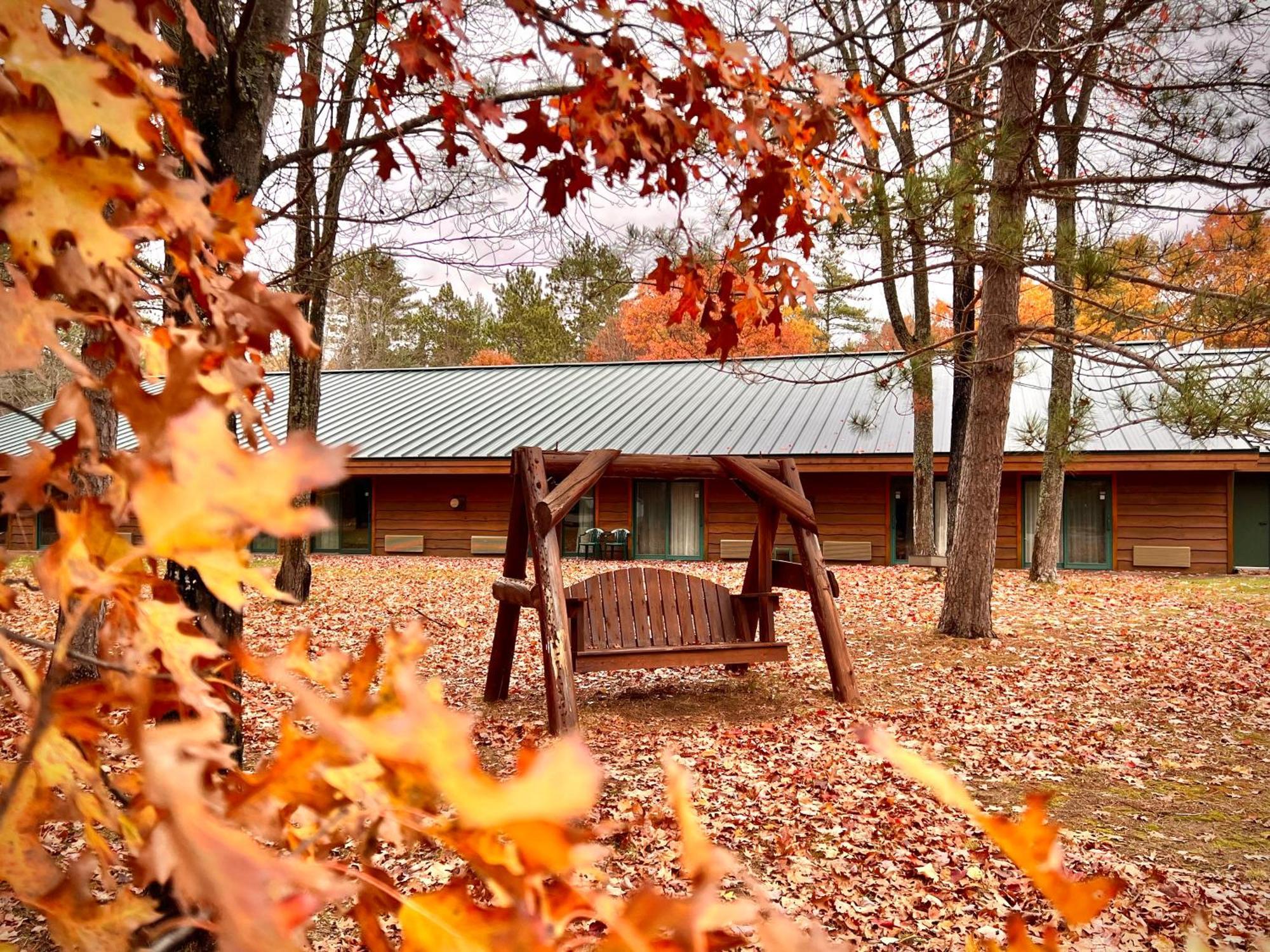 Saint Germain Whitetail Lodge מראה חיצוני תמונה